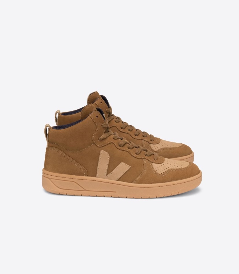 Veja V-15 Nubuck Camel Desert